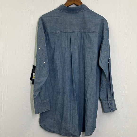 Karl Lagerfeld - NWT Imitation Pearl Blue Wash Button Down Denim Shirt Medium - Picture 16 of 16